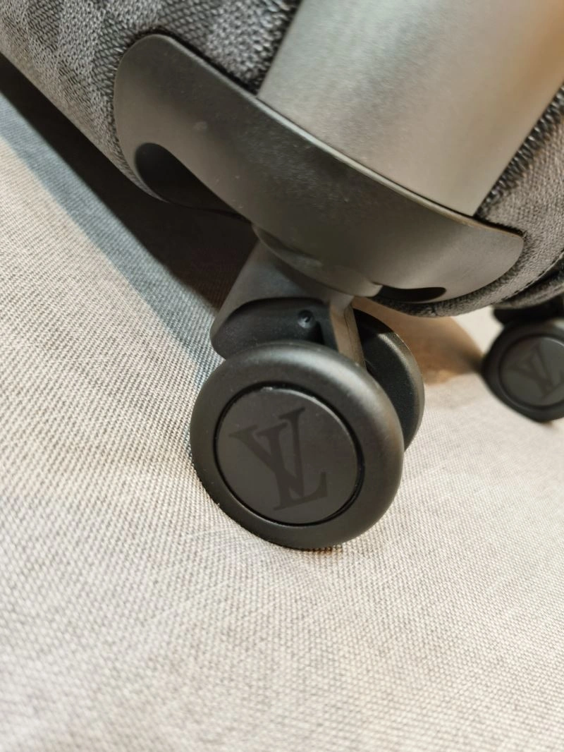 Louis Vuitton Suitcase Resilient 65326