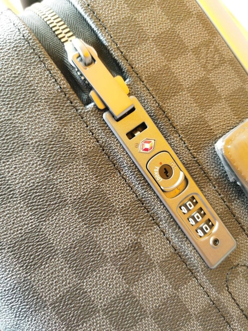 Louis Vuitton Suitcase Resilient 65326