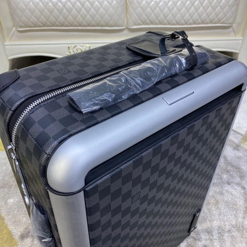Louis Vuitton Suitcase Bold 65321