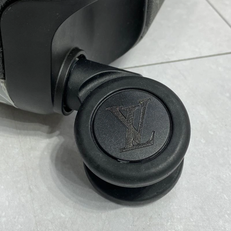Louis Vuitton Suitcase Trendsetting 65306