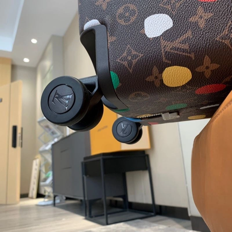 Louis Vuitton Suitcase Resilient 65360
