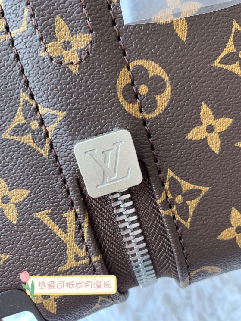 Louis Vuitton Suitcase AllSeason 65302