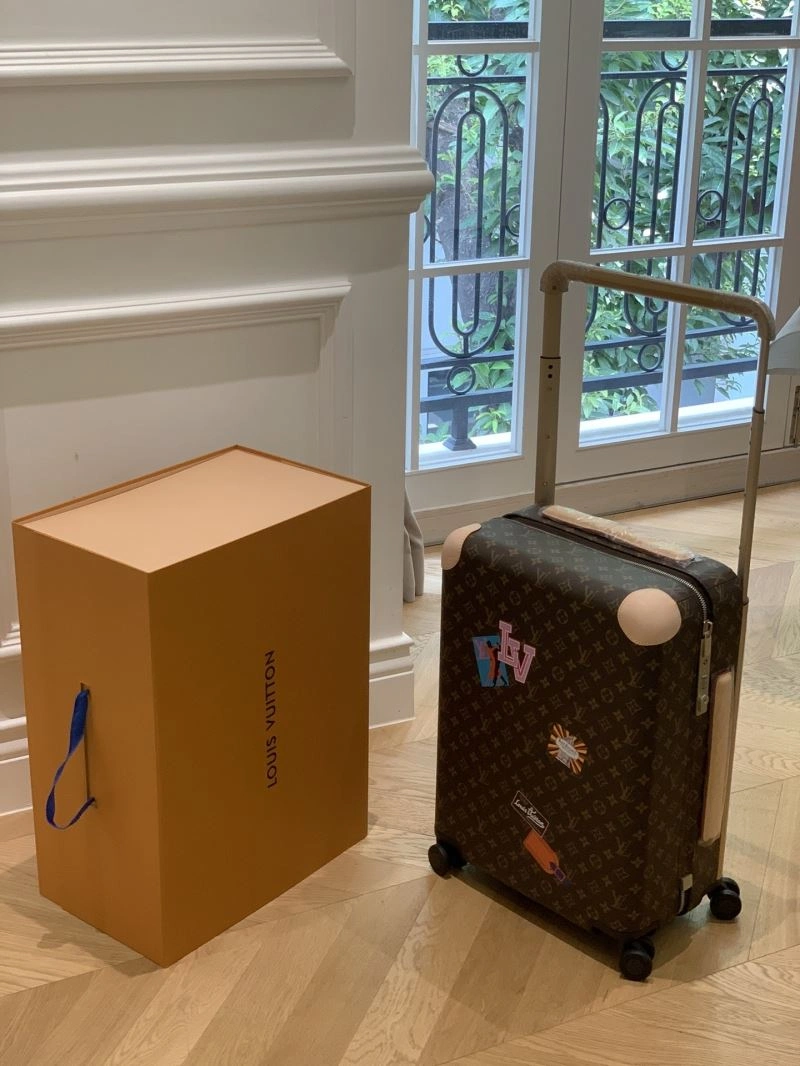 Louis Vuitton Suitcase SmoothTexture 65270