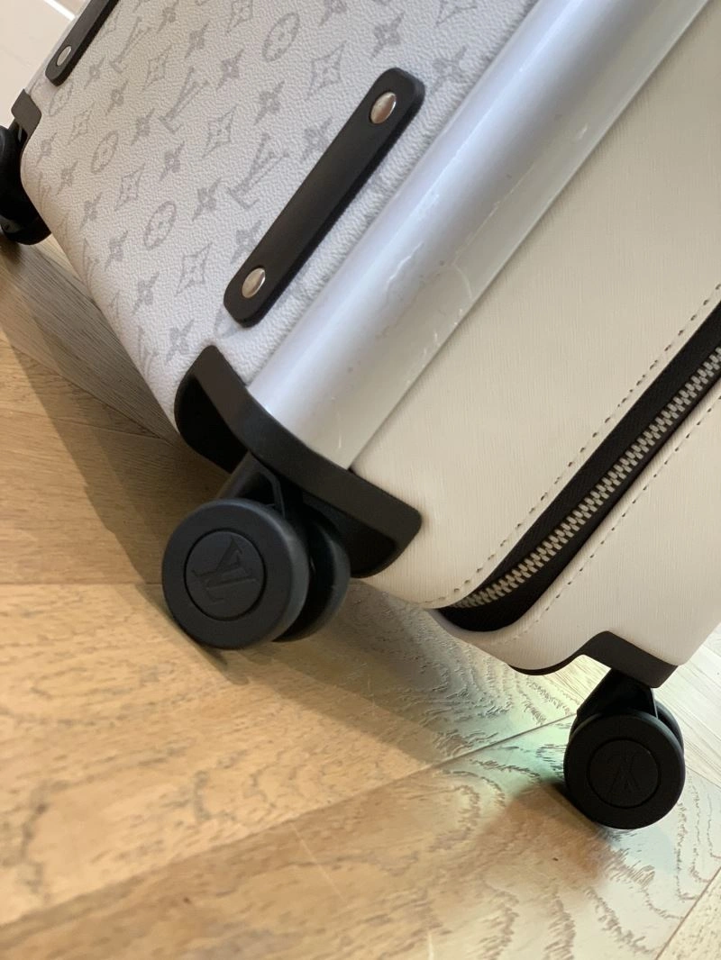 MoistureWicking Louis Vuitton Suitcase 65266