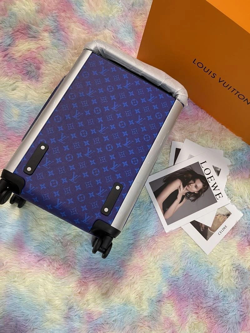 WaterResistant Louis Vuitton Suitcase 65250