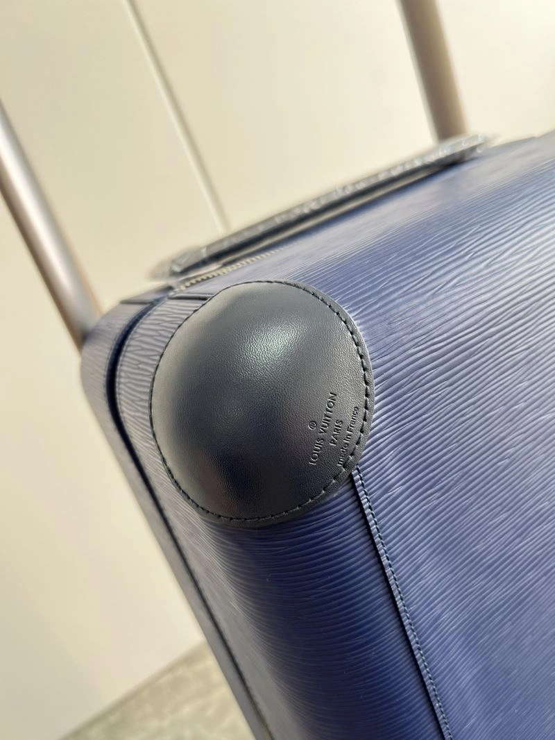 Snug Louis Vuitton Suitcase 65228