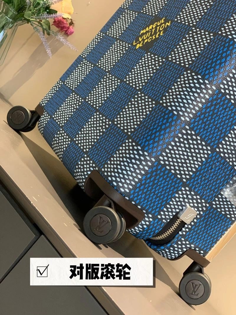 Neat Louis Vuitton Suitcase 65212