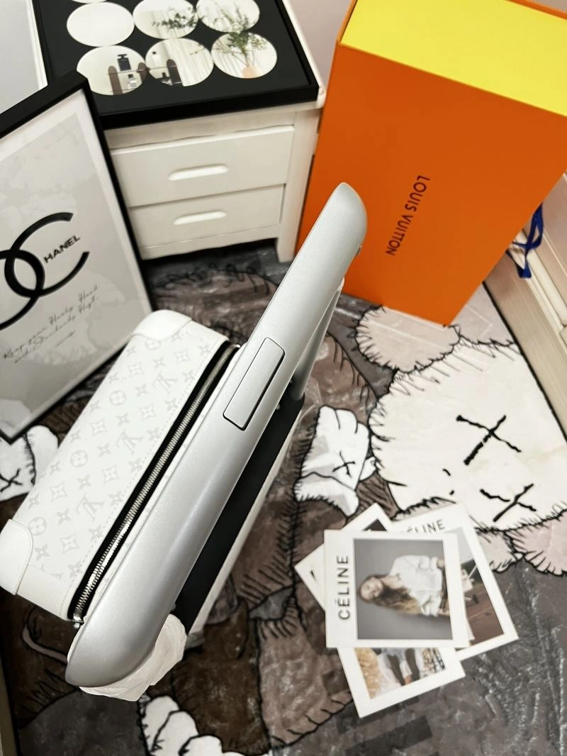 Louis Vuitton Suitcase EyeCatching 65195