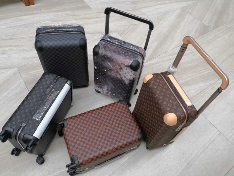 Chic Louis Vuitton Suitcase 65158