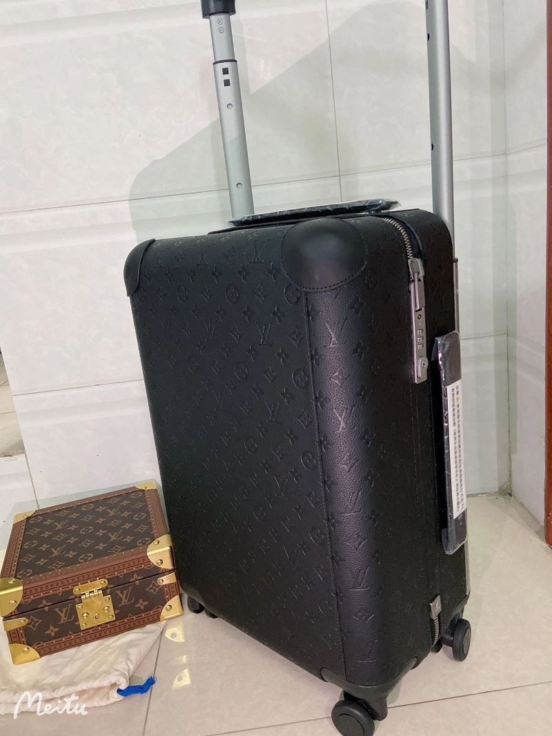 Louis Vuitton Suitcase WrinkleFree 65133