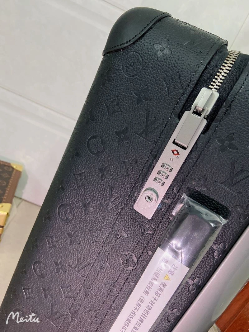 Louis Vuitton Suitcase WrinkleFree 65133