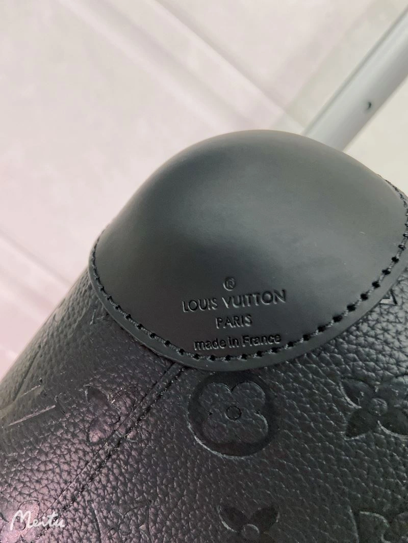 Louis Vuitton Suitcase WrinkleFree 65133