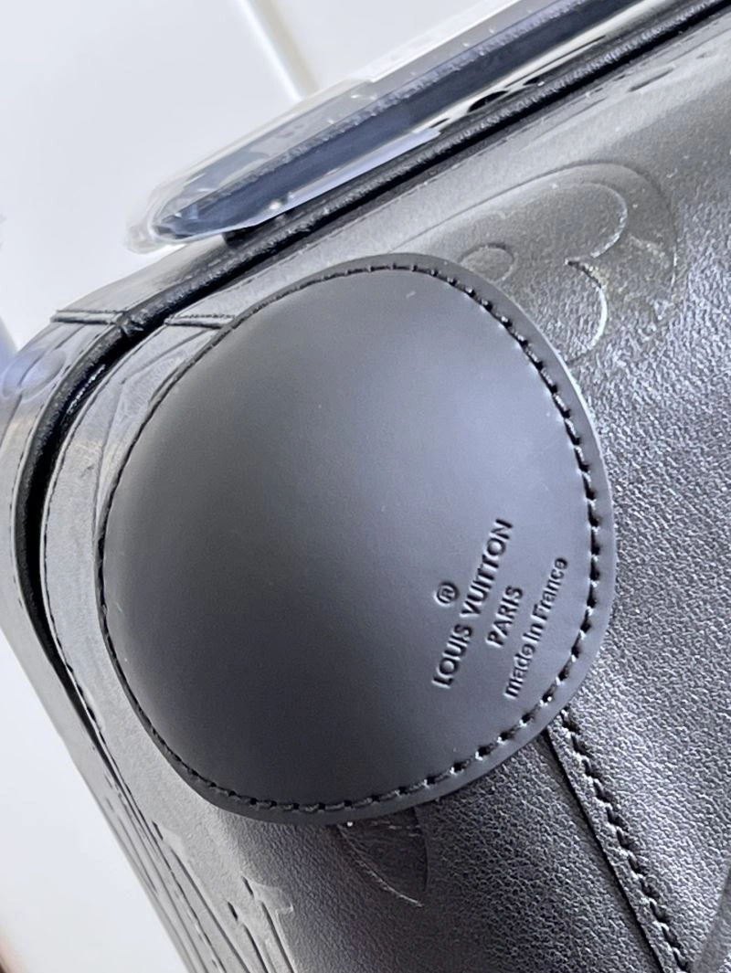 Louis Vuitton Suitcase Contemporary 65167