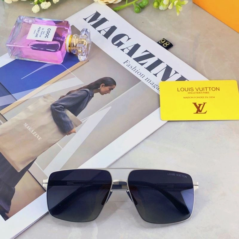 Chic Louis Vuitton Sunglasses 280781