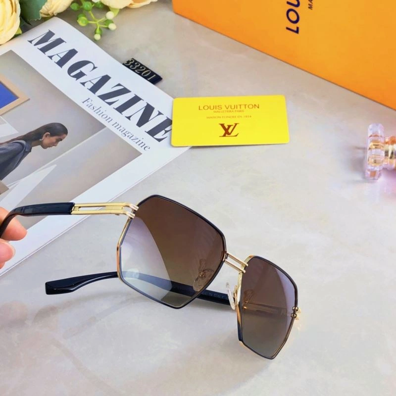 Louis Vuitton Sunglasses Durable 280791