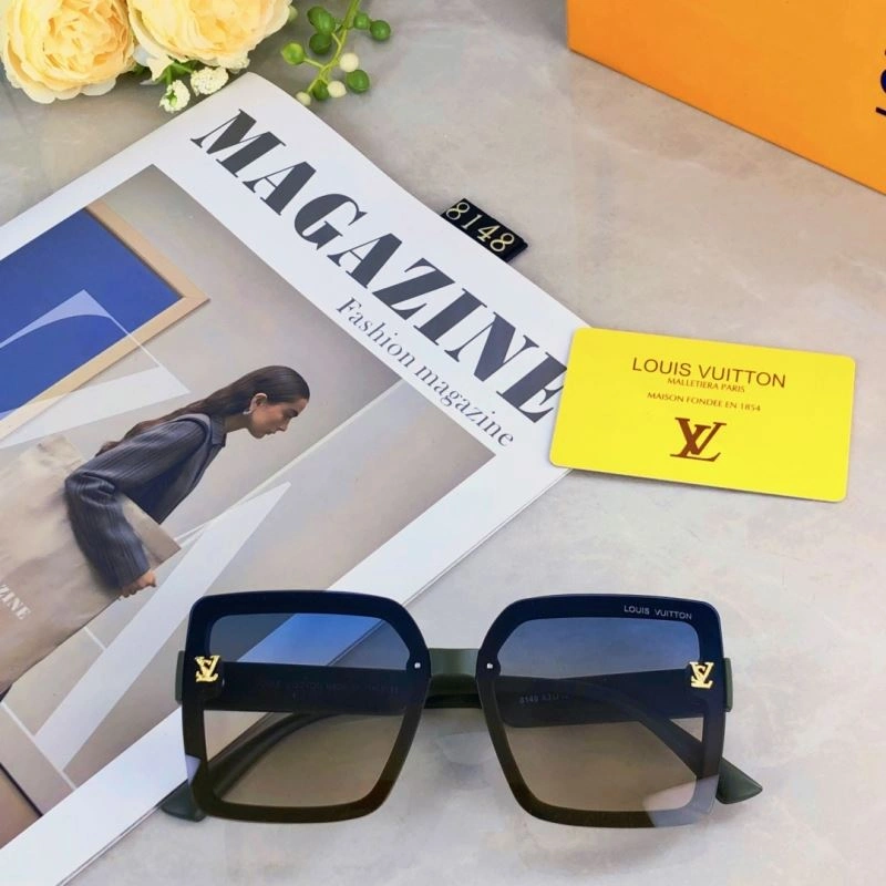 EyeCatching Louis Vuitton Sunglasses 280776