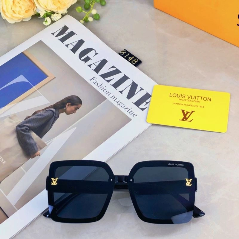 EyeCatching Louis Vuitton Sunglasses 280776