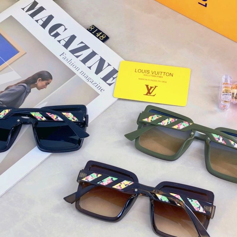 EyeCatching Louis Vuitton Sunglasses 280776