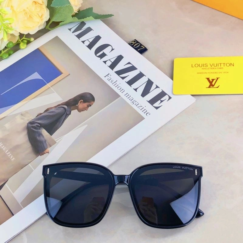 Sustainable Louis Vuitton Sunglasses 280780