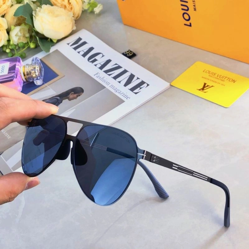 RelaxedFit Louis Vuitton Sunglasses 280770