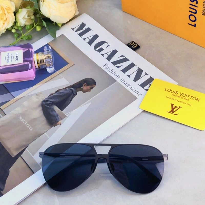RelaxedFit Louis Vuitton Sunglasses 280770