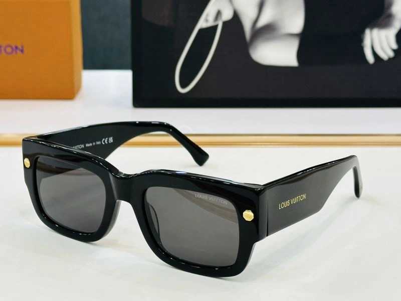 Louis Vuitton Sunglasses Stylish 280768