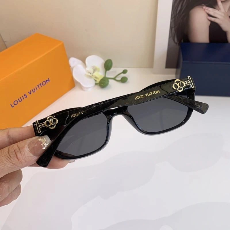 Louis Vuitton Sunglasses Vibrant 280766