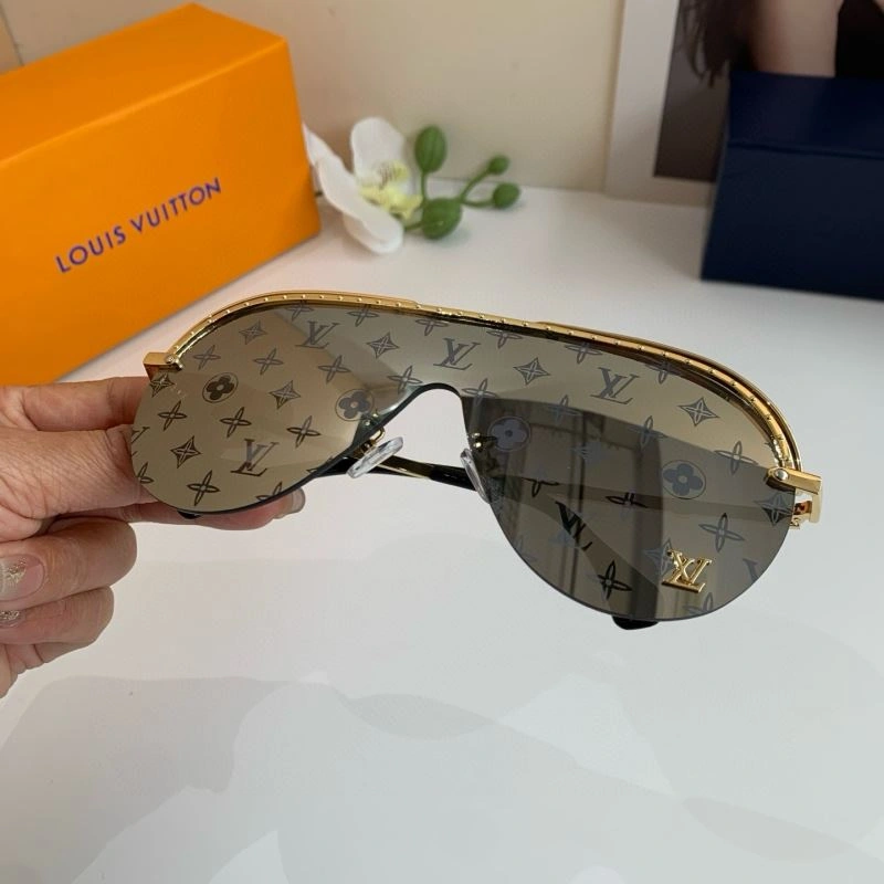 Louis Vuitton Sunglasses Practical 280764