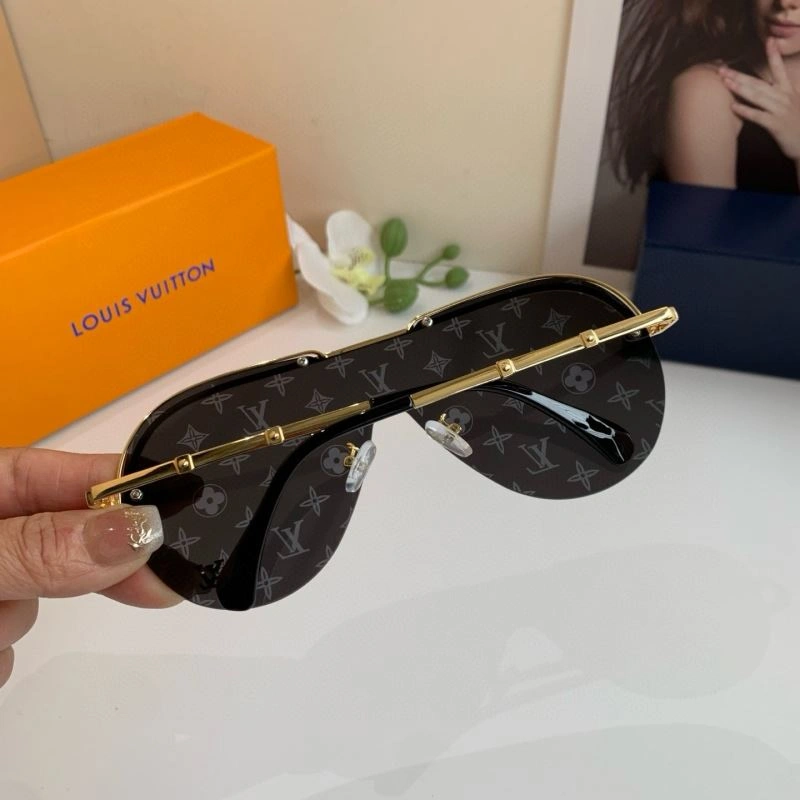 Louis Vuitton Sunglasses Practical 280764