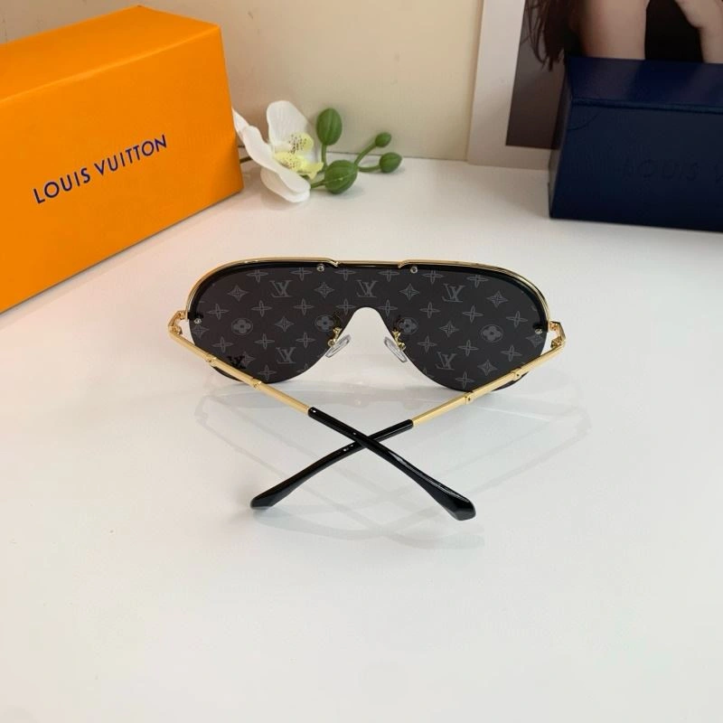 Louis Vuitton Sunglasses Practical 280764
