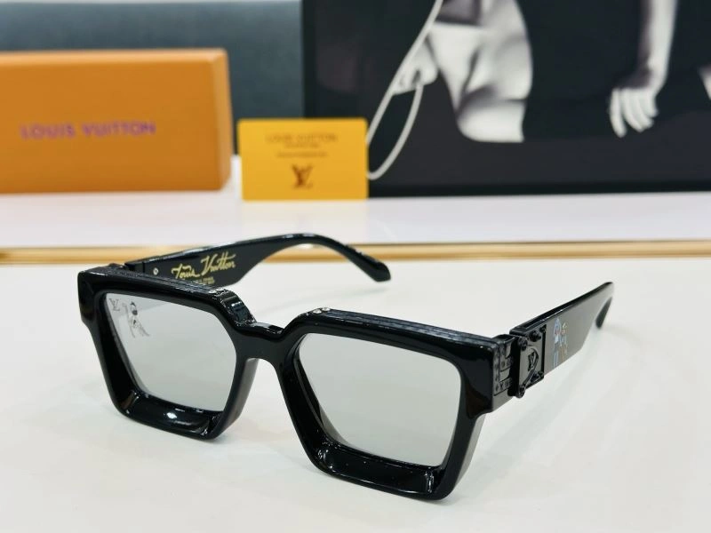 Louis Vuitton Sunglasses Reliable 280760