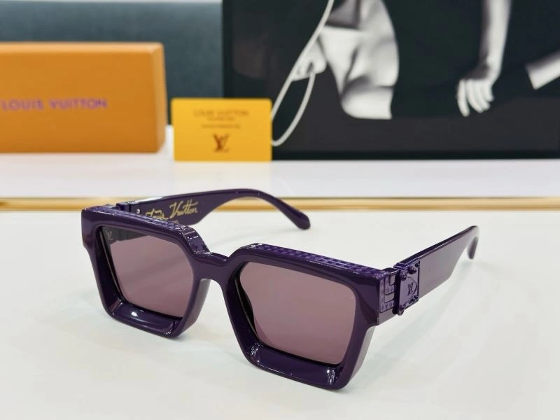 WaterResistant Louis Vuitton Sunglasses 280758