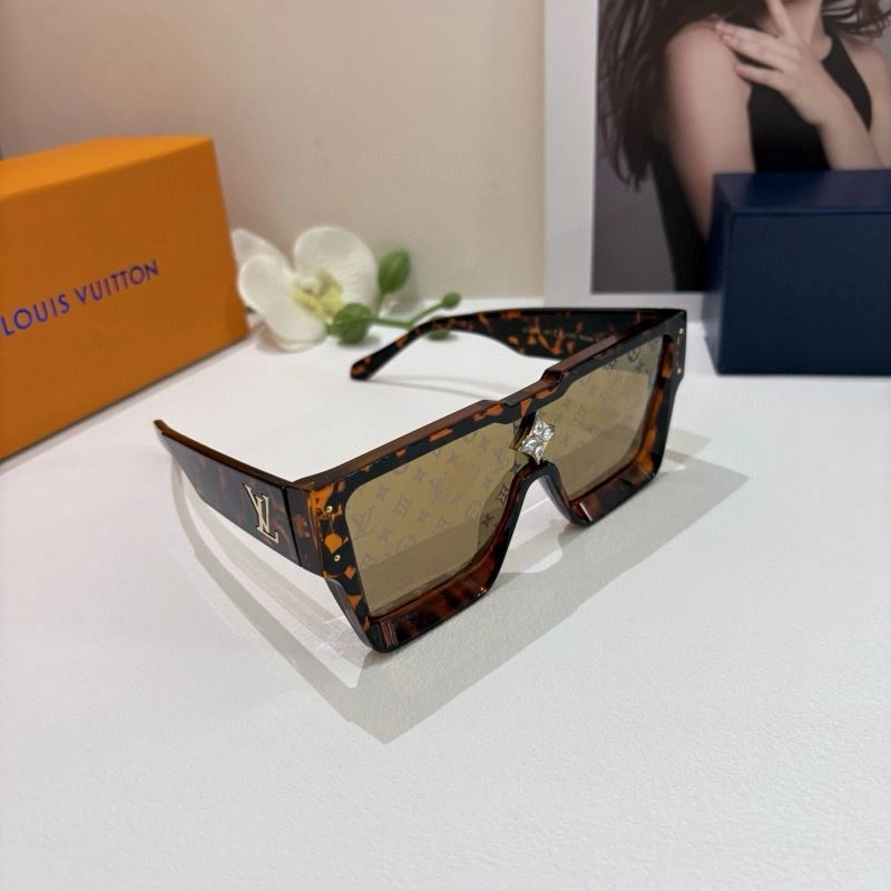 Louis Vuitton Sunglasses MoistureWicking 280738