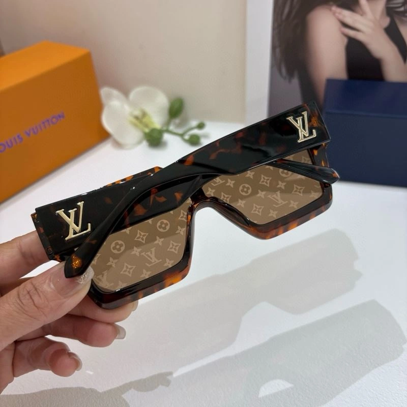 Louis Vuitton Sunglasses MoistureWicking 280738