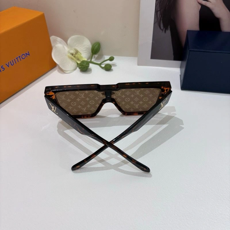 Louis Vuitton Sunglasses MoistureWicking 280738