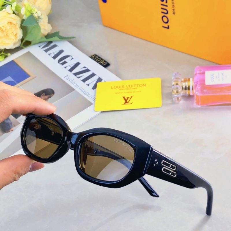 Fashionable Louis Vuitton Sunglasses 280752