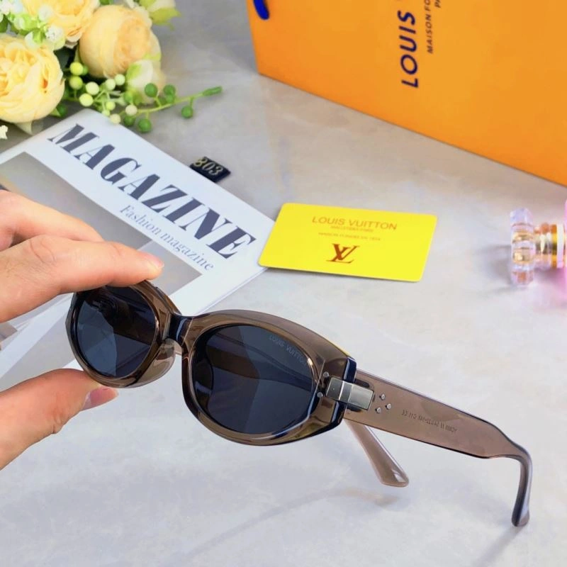 Louis Vuitton Sunglasses Compact 280750
