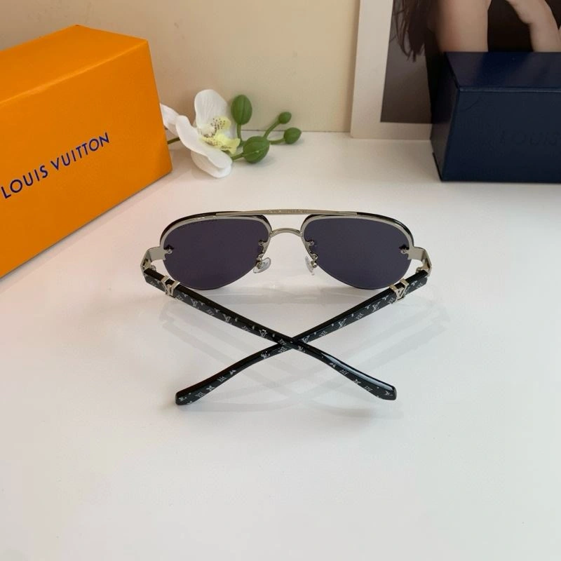 GoodFit Louis Vuitton Sunglasses 280741