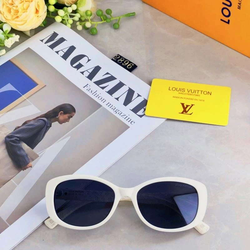 Supportive Louis Vuitton Sunglasses 280745