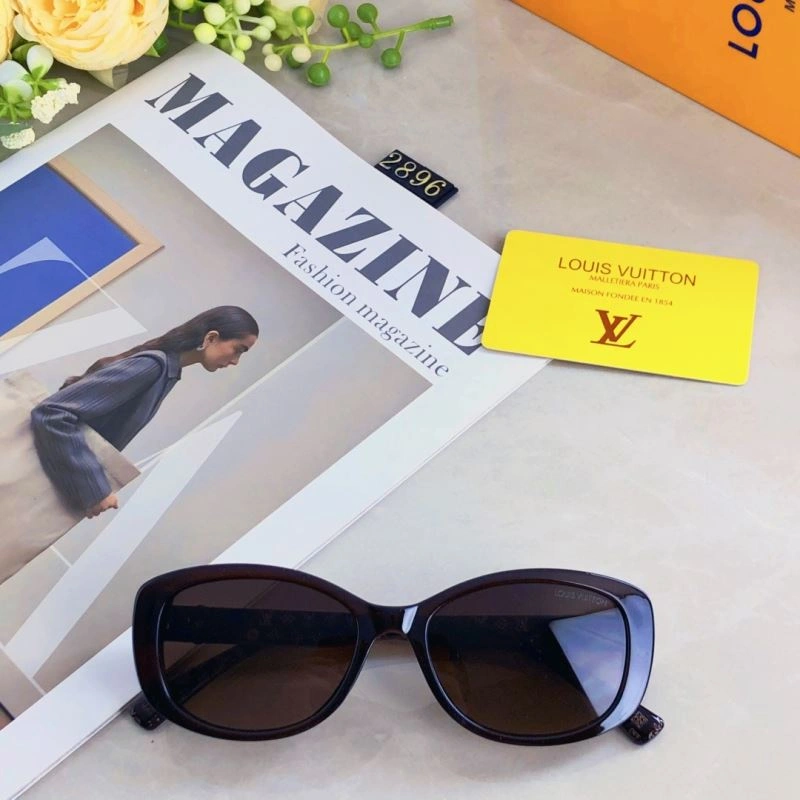 Supportive Louis Vuitton Sunglasses 280745
