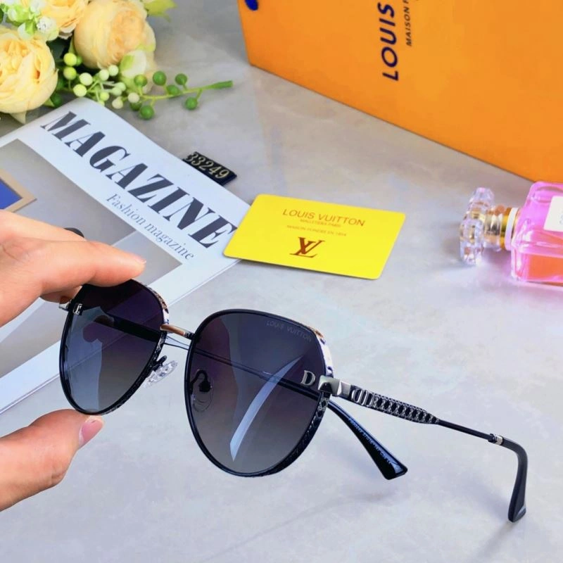 Unisex Louis Vuitton Sunglasses 280754