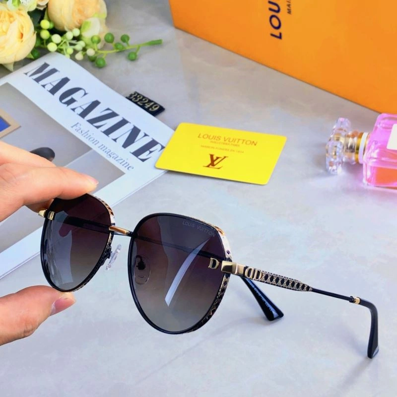 Unisex Louis Vuitton Sunglasses 280754
