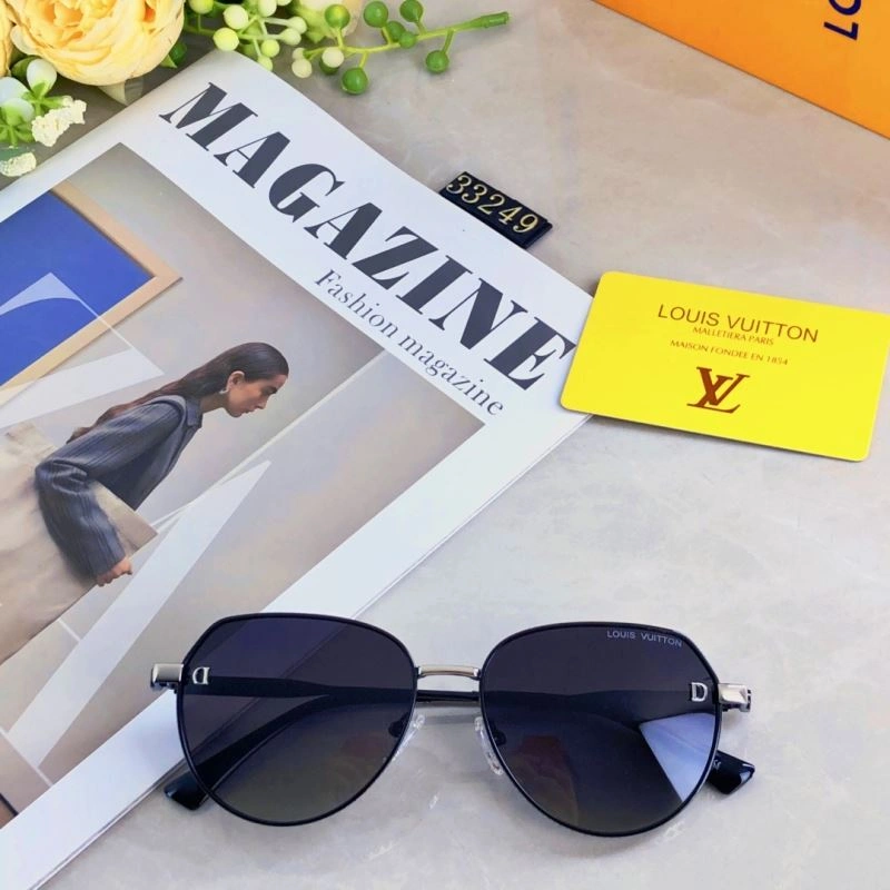 Unisex Louis Vuitton Sunglasses 280754
