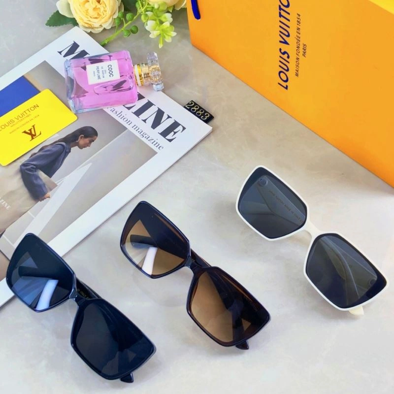 Elegant Louis Vuitton Sunglasses 280740