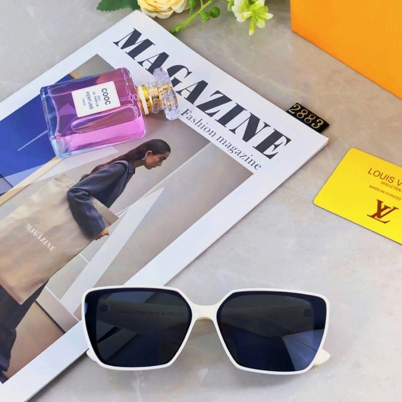 Elegant Louis Vuitton Sunglasses 280740