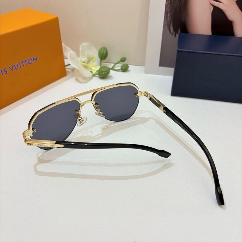 SmoothTexture Louis Vuitton Sunglasses 280739