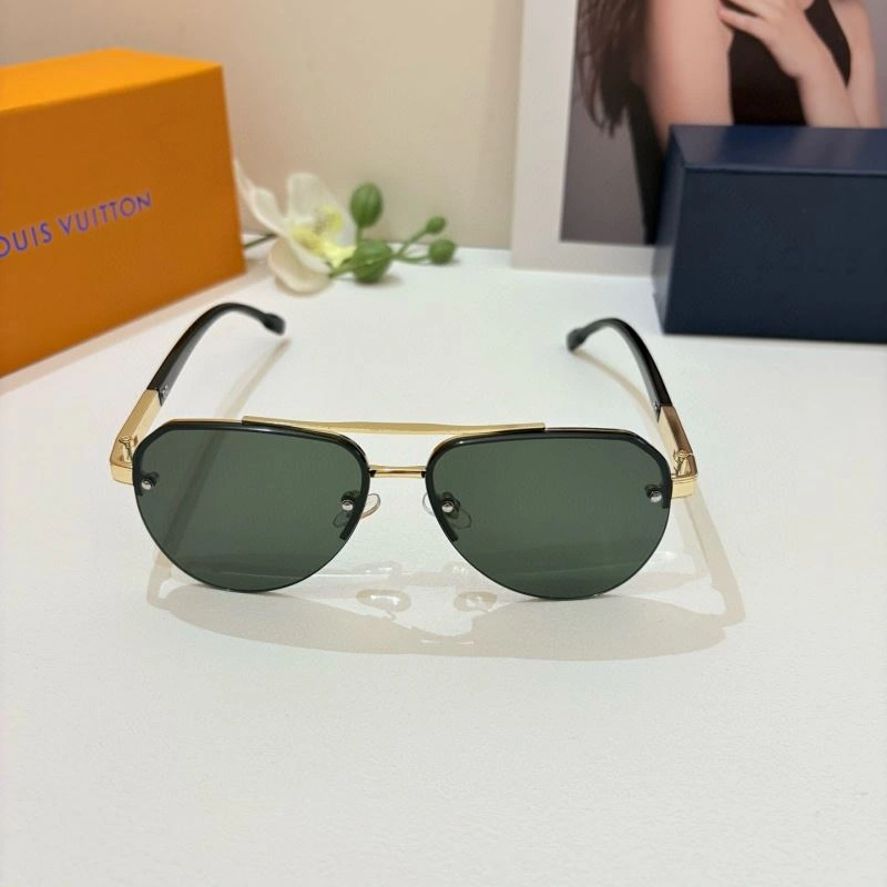 Minimalist Louis Vuitton Sunglasses 280744