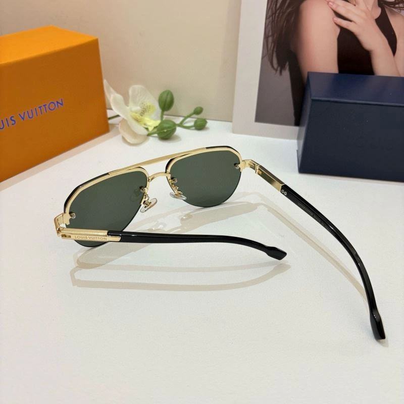 Minimalist Louis Vuitton Sunglasses 280744