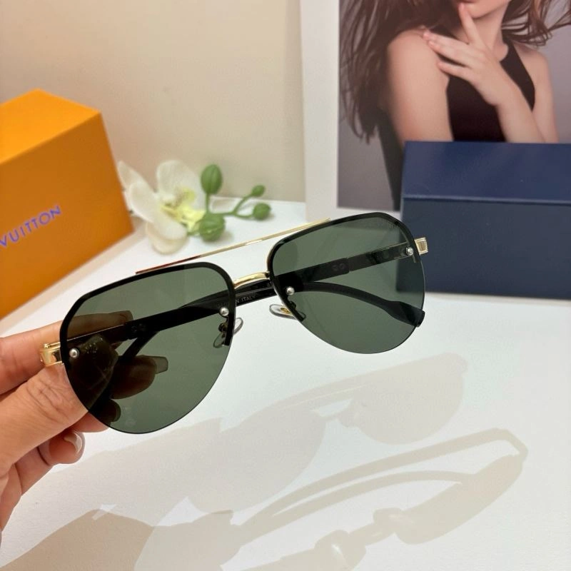 Minimalist Louis Vuitton Sunglasses 280744