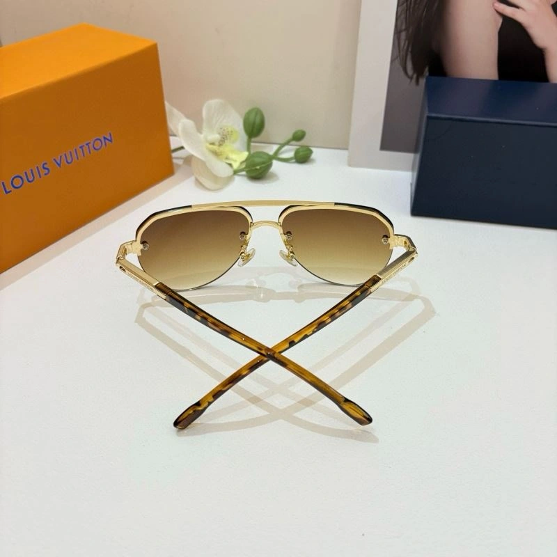 SmartChoice Louis Vuitton Sunglasses 280726